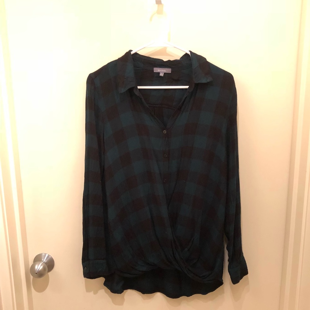 Trendy plaid button down - green/black